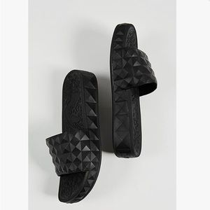 Ash Splash Slide Sandal Studded in Black 38